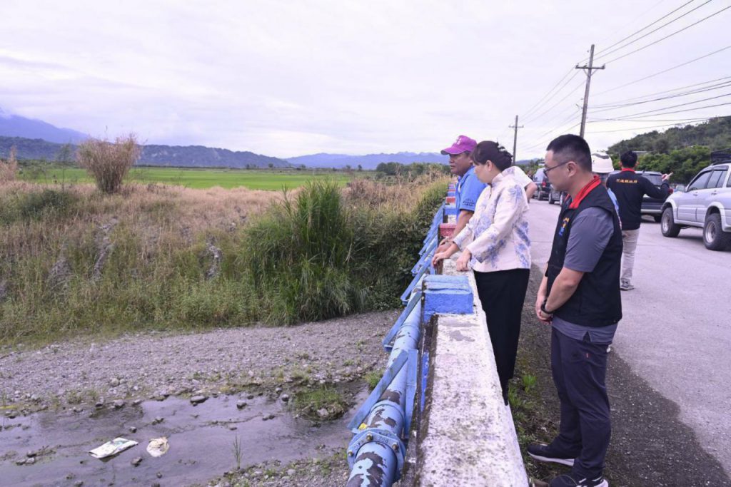 徐榛蔚視察玉里鎮觀音排水、杜風排水工程 預計今年4月底完工插图1 徐榛蔚視察玉里鎮觀音排水、杜風排水工程 預計今年4月底完工插图1