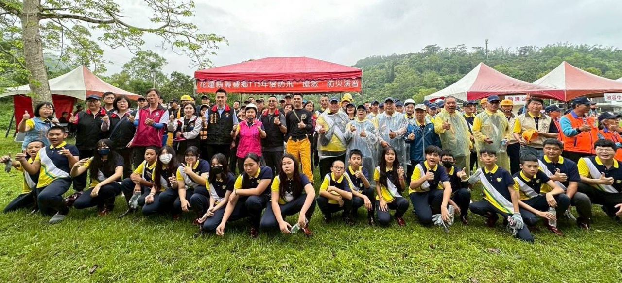 壽豐鄉防汛演習　曾淑懿：防汛首創結合無人機通訊、防水檔板、溪流救災缩略图