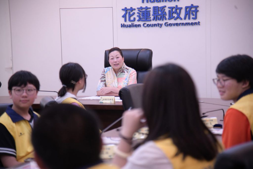 花蓮縣第七屆兒少代表授證   徐榛蔚：建構從0到120歲全齡支持插图