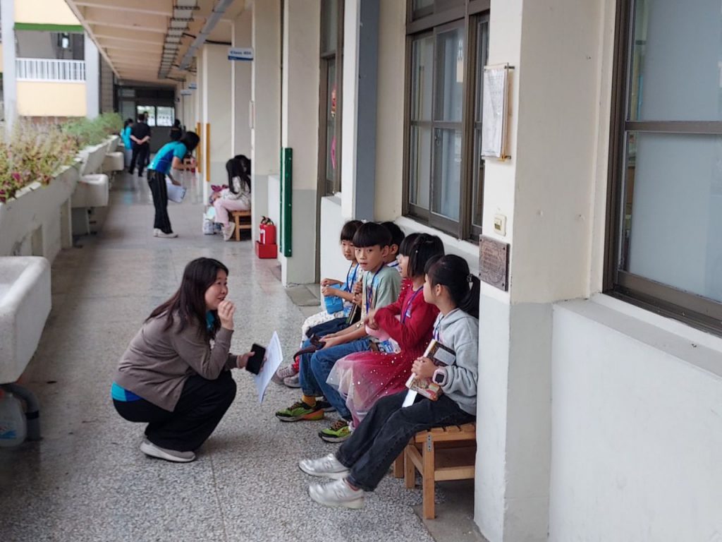 Show and Tell    國小低年級英語口說競賽    展現自信與創意插图1