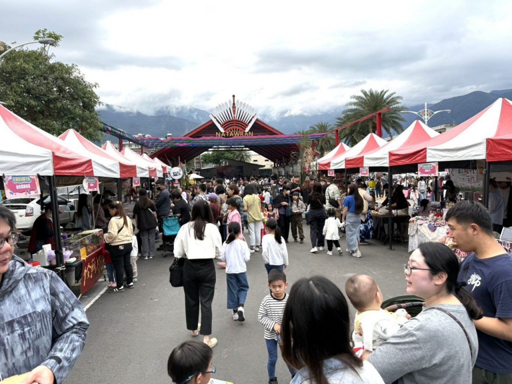 超人力霸王〜傑洛vs貝利亞現身吉安    游淑貞伴兩千鄉親共度驚喜兒童節插图3