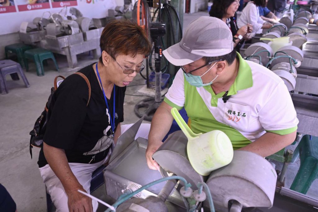 美國華僑訪問團蒞臨花蓮 大讚花蓮文化保存、玉石觀光插图1 美國華僑訪問團蒞臨花蓮 大讚花蓮文化保存、玉石觀光插图1