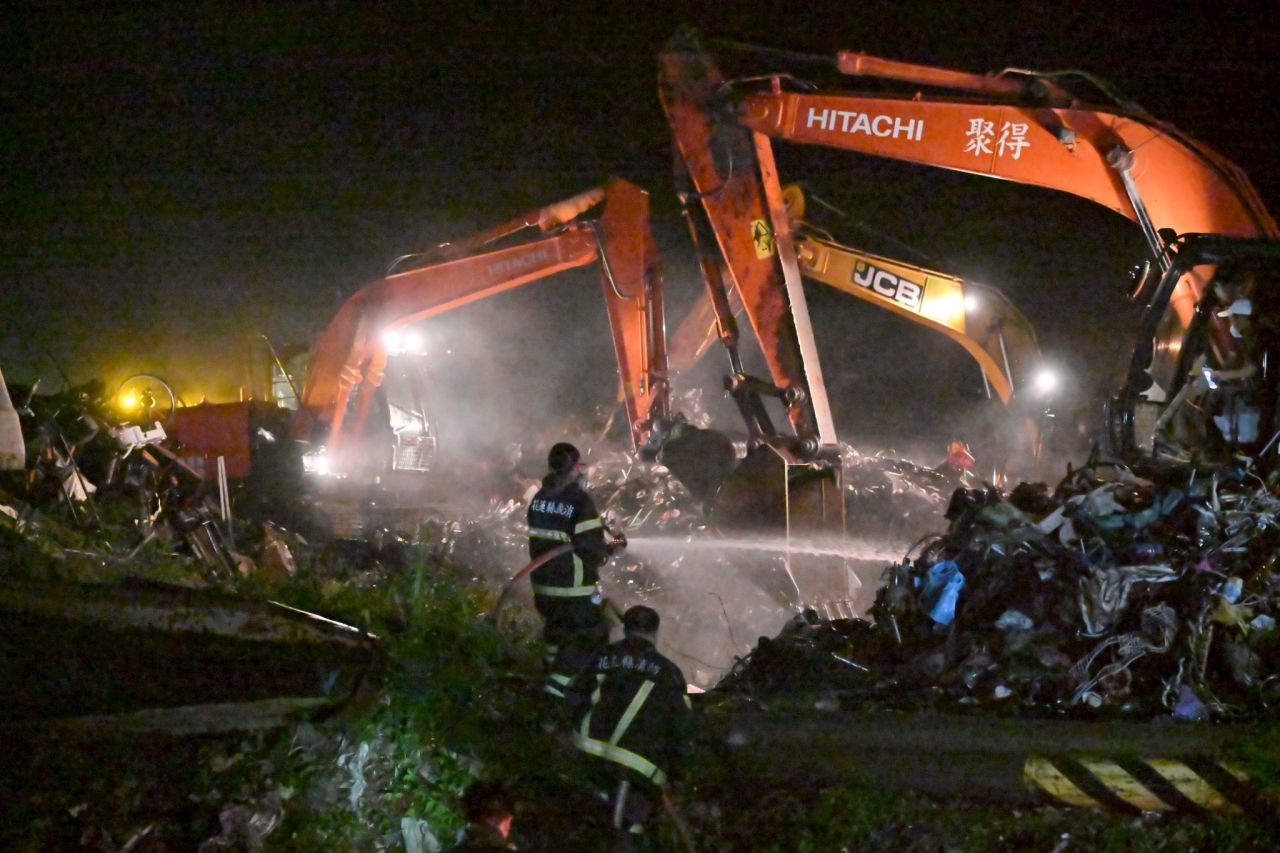 吉安光華垃圾場回收區突發火警      3小時控制火勢     游淑貞：已規劃AI智慧化監控減災作為缩略图