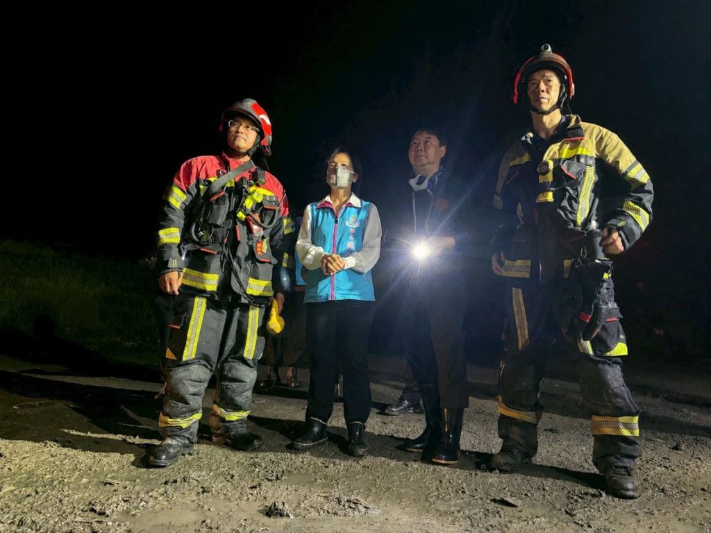 吉安光華垃圾場回收區突發火警      3小時控制火勢     游淑貞：已規劃AI智慧化監控減災作為插图