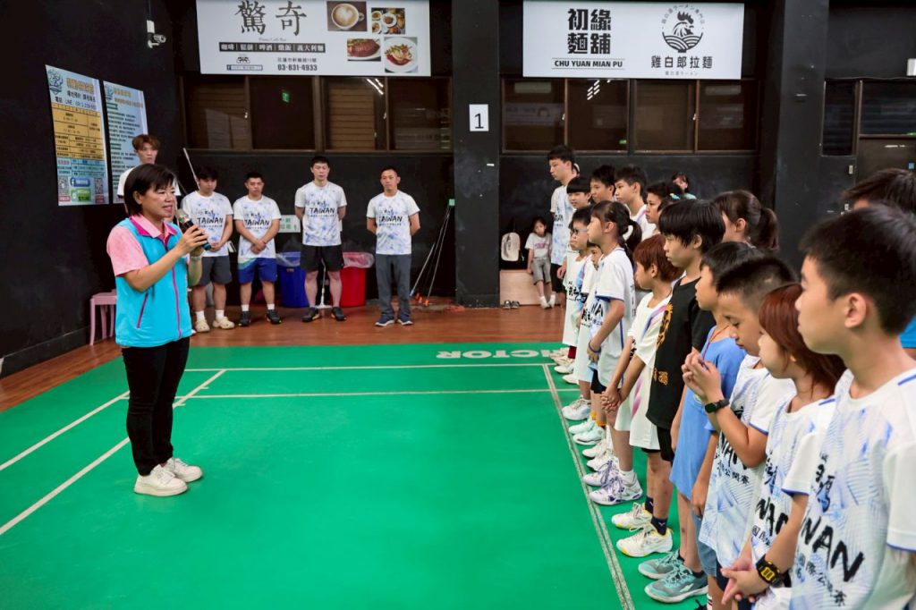「洄瀾羽之鷹」香川青少年國際羽球公開賽奪冠    游淑貞貼紅榜表揚插图