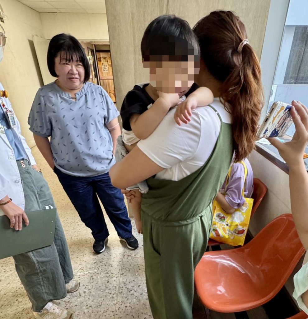電話求助   臺東社福中心網跨網絡搶救無肛症男嬰插图
