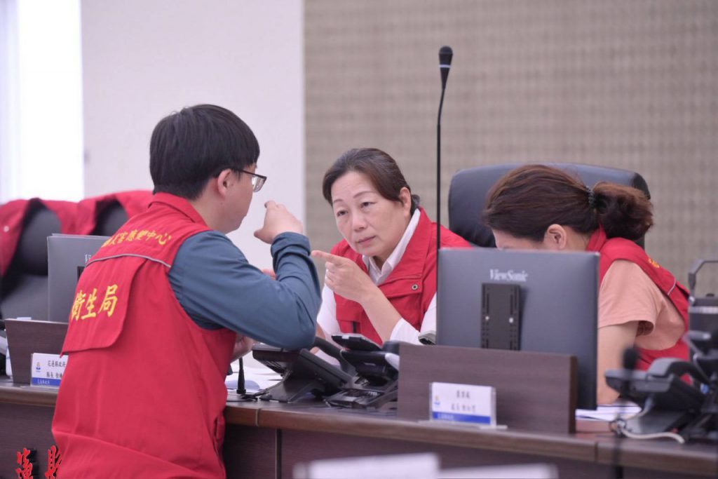 萬里溪堰塞湖恐潰決   縣府啟動預防性撤離及收容   救災機具進駐持續戒備中插图