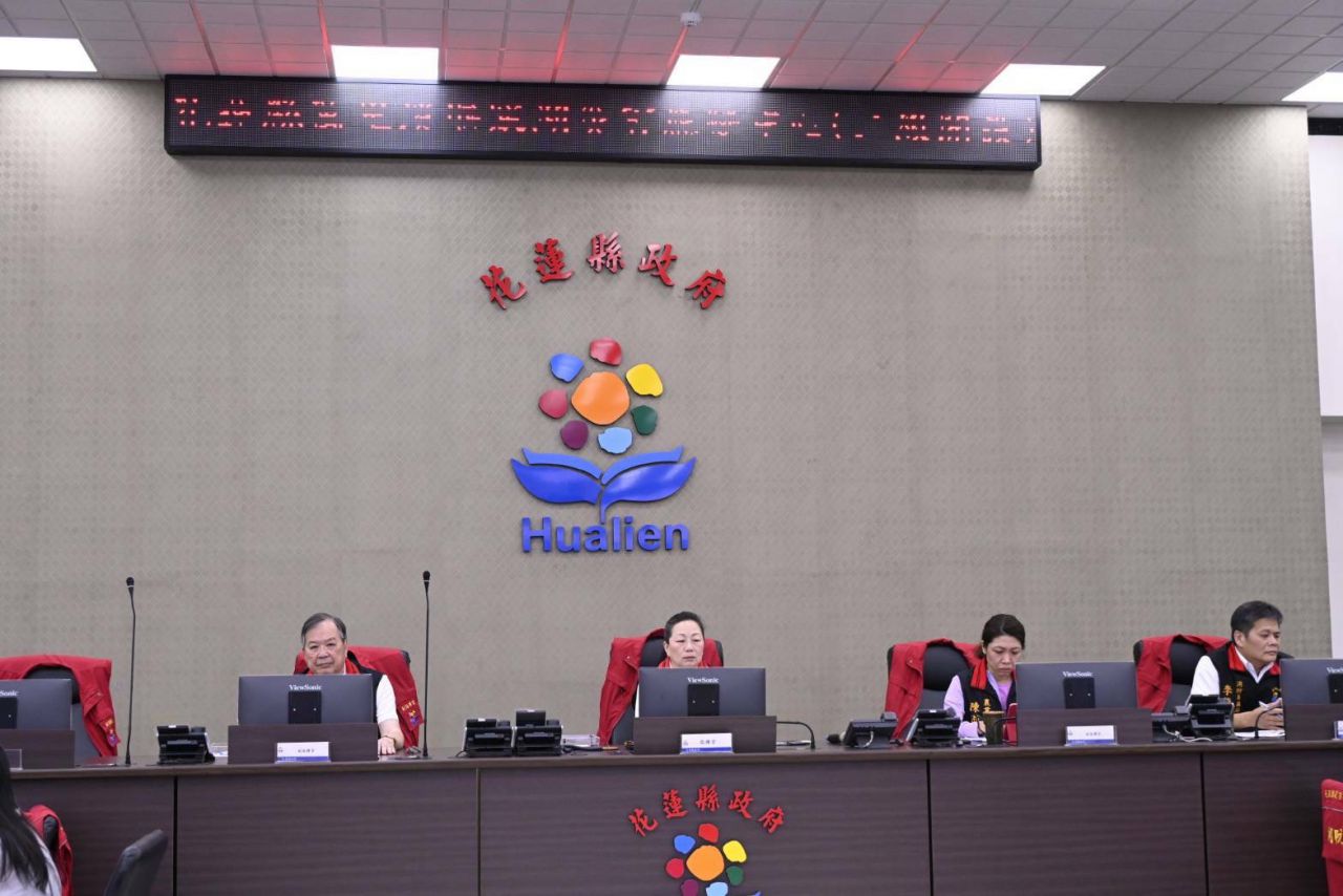 萬里溪堰塞湖黃色警戒 花蓮縣災害應變中心二級開設     啟動預防性撤離缩略图