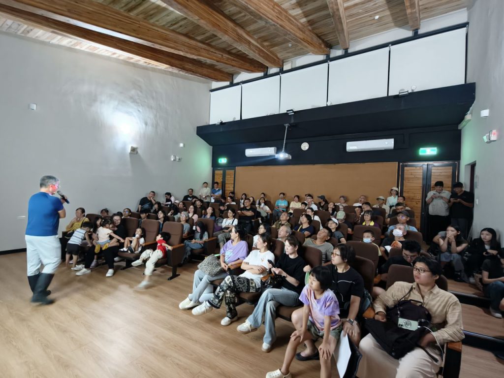 花蓮大農大富星空派對    數百民眾齊聚森林公園    共賞英仙座流星雨插图1