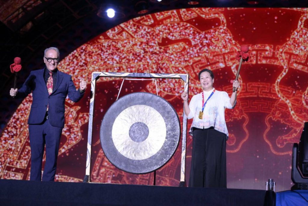 璀璨煙火　特色演出　宣告2026第15屆IDBF世界俱樂部龍舟錦標賽起槳開滑插图