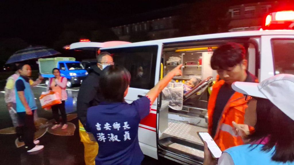 跨域守護　游淑貞為秀林鄉親緊急啟動合約養護機構機制　安置臥床鄉親插图4