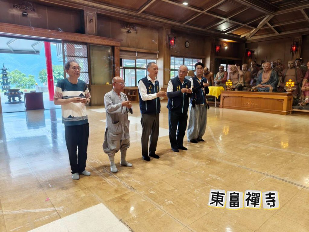 富里鄉長江東成走訪四處信仰中心虔誠祈福　祈願六十石山馬拉松挑戰圓滿順利插图