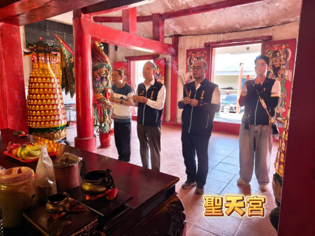 富里鄉長江東成走訪四處信仰中心虔誠祈福　祈願六十石山馬拉松挑戰圓滿順利插图1
