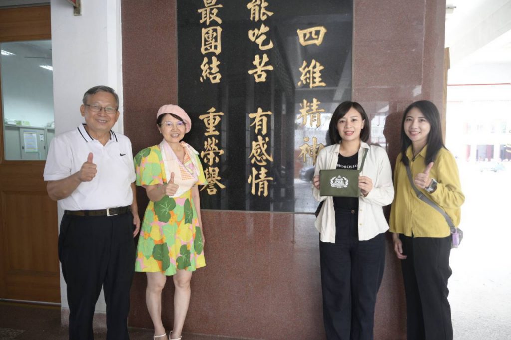 返母校重溫師恩 邱惠敏拜會四維高中校長蔡忠和 聚焦「公益引路」翻轉青年未來插图 返母校重溫師恩 邱惠敏拜會四維高中校長蔡忠和 聚焦「公益引路」翻轉青年未來插图