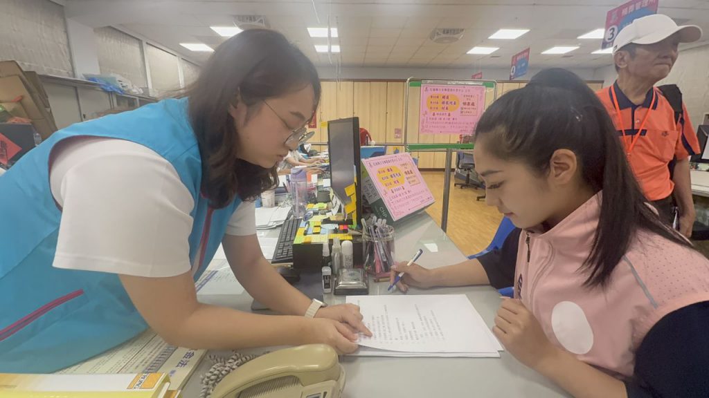 美女參選人吳苡嘉領表參選吉安鄉代　提「傾聽、收納、實現、監督」四大主軸服務鄉親插图