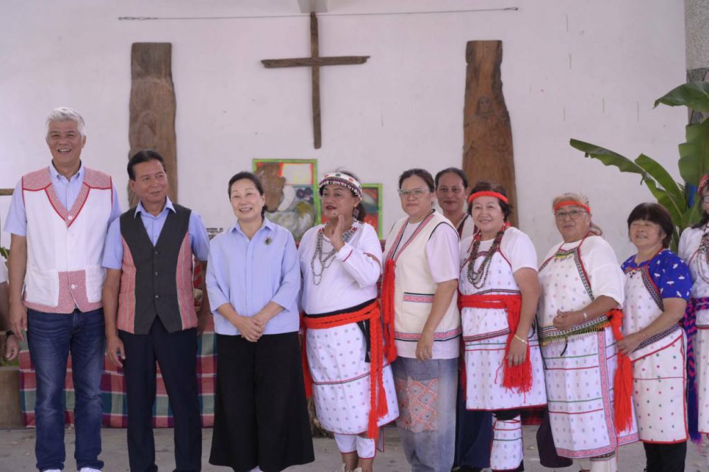 徐榛蔚參與萬榮感恩祭 攜手傳承部落文化共創美好家園插图 徐榛蔚參與萬榮感恩祭 攜手傳承部落文化共創美好家園插图