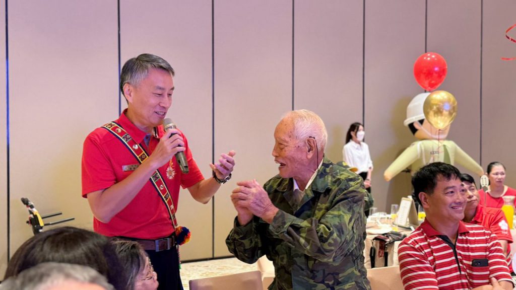 一件軍服、一枚兵籍名牌　穿越百年歲月再聚首插图3