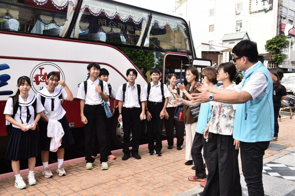 久部良中學師生訪花　市公所熱情迎接深化姊妹市情誼插图
