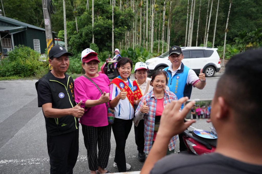 《新聞傳真》一句族語打開心門     游淑貞走進萬榮四村部落     彎下身傾聽族人最深的心聲插图4