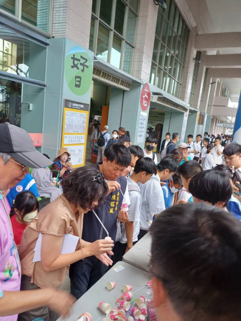 環島科普列車抵臺東 18校320位師生玩出科學力插图 環島科普列車抵臺東 18校320位師生玩出科學力插图