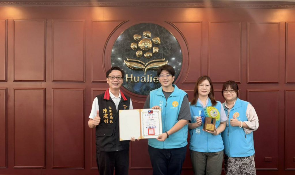 花蓮縣公共圖書館營運績效評鑑揭曉　10館獲頒獎表揚插图