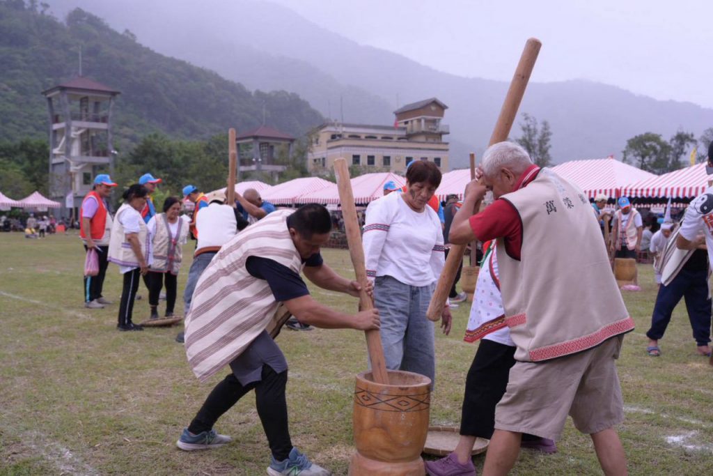 縣長徐榛蔚出席萬榮鄉太魯閣族感恩祭插图2