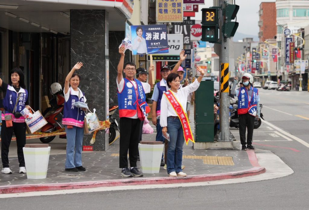 游淑貞花蓮市掃街感受鄉親熱情    從仁里橋走進市區生活圈插图1