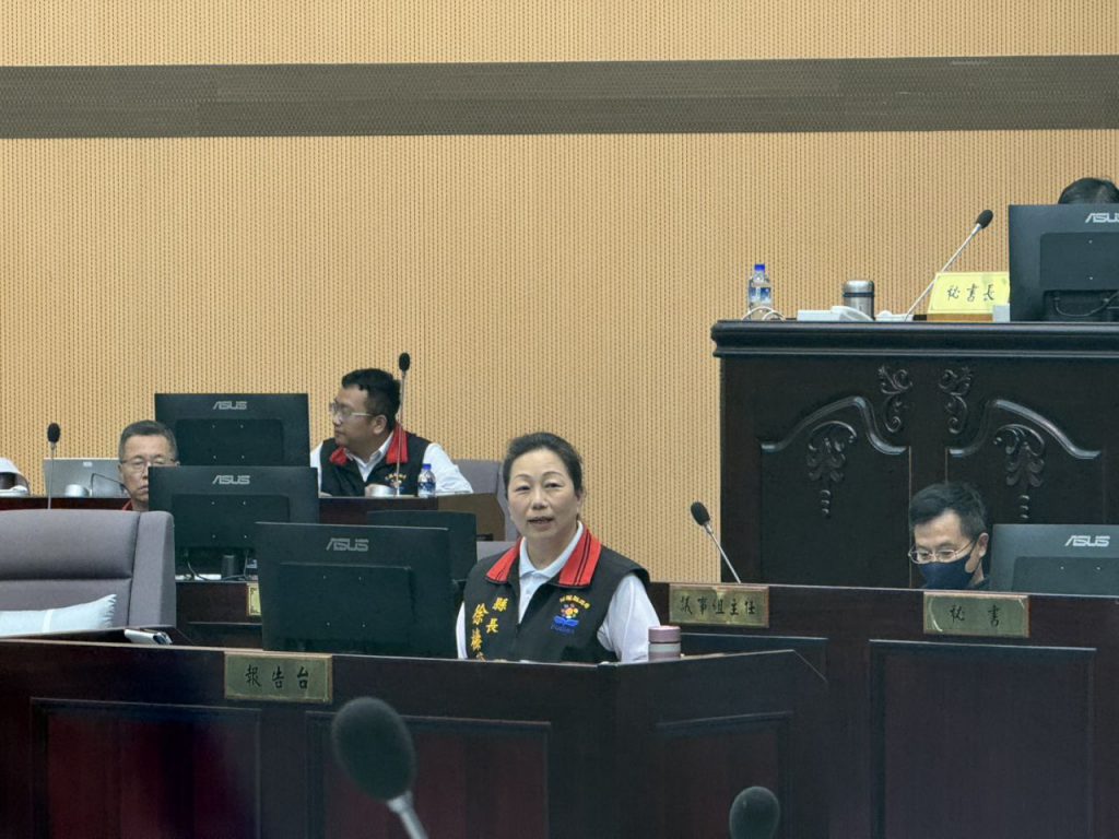 徐榛蔚施政報告 感謝議會監督 八年穩健減債、厚植建設根基 只為鄉親與花蓮未來插图 徐榛蔚施政報告 感謝議會監督 八年穩健減債、厚植建設根基 只為鄉親與花蓮未來插图